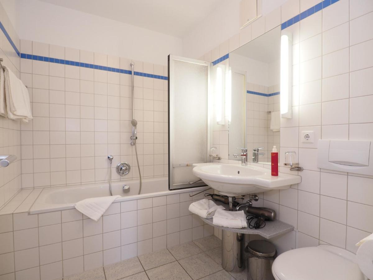 Kaiservillen Heringsdorf - Ferienwohnung Mit 2 Schlafzimmern Und Balkon D213 المظهر الخارجي الصورة
